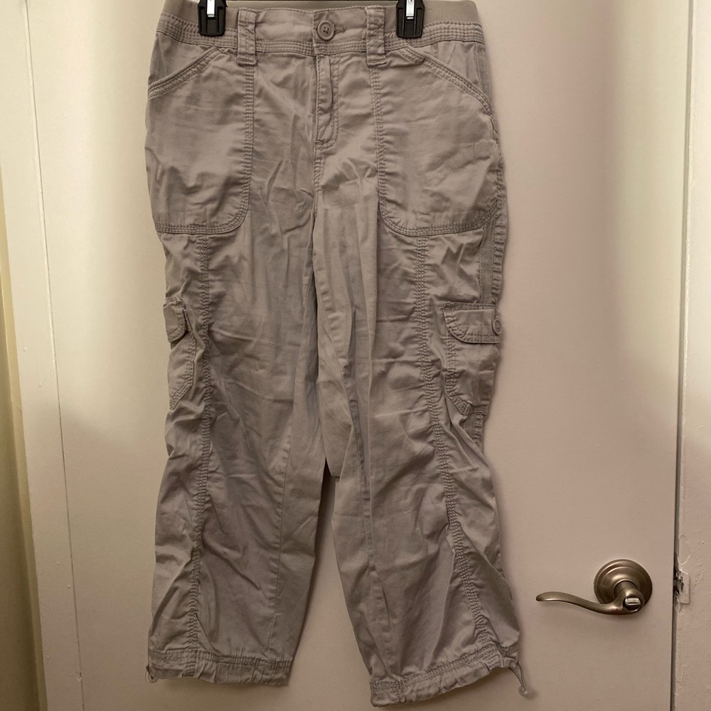 BRAND NEW Style&Co Light Grey Cropped Cargo Pants